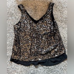💚 3/$15 Sparkly lined Tank